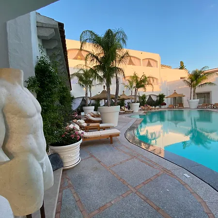 Hotel Grand Cannigione