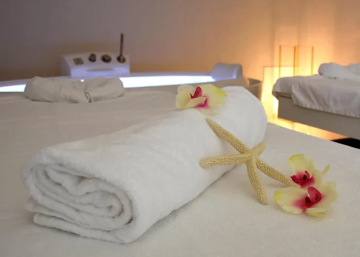 Hotel Grand Cannigione